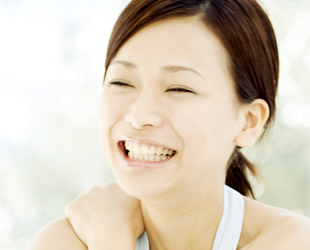 笑顔を作る美しい歯